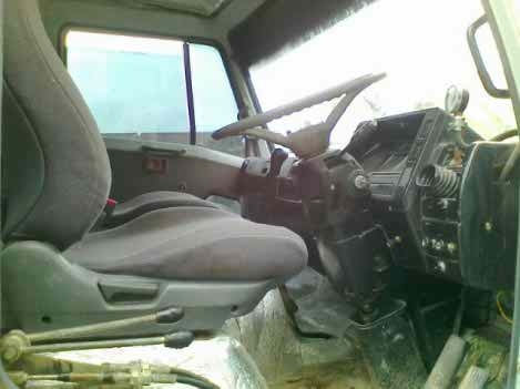 รถฮีโน่ 6 ล้อดั๊ม KM779    167 แรงม้า   สนใจติดต่อ 081 - 6079515