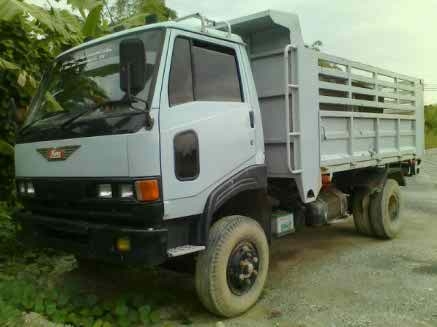 รถฮีโน่ 6 ล้อดั๊ม KM779    167 แรงม้า   สนใจติดต่อ 081 - 6079515