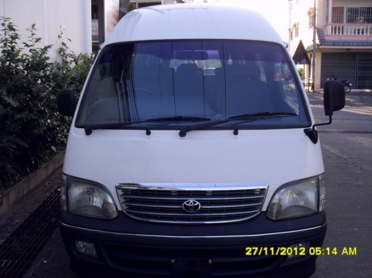 ขายแล้วครับผมรถตู้หัวจรวดหลังคาสูง TOYOTA COMMUTER 3.0 D ปี 2000 สีขาวสวยๆ ครับ