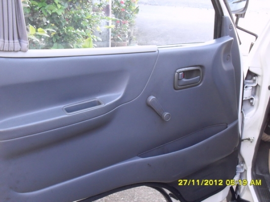 ขายแล้วครับผมรถตู้หัวจรวดหลังคาสูง TOYOTA COMMUTER 3.0 D ปี 2000 สีขาวสวยๆ ครับ ขายแล้วครับผมรถตู้หัวจรวดหลังคาสูง TOYOTA COMMUTER 3.0 D ปี 2000 สีขาวสวยๆ ครับ