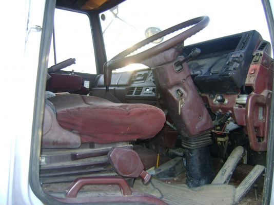 ขายรถ 6 ล้อ ISUZU ล๊อคกี้ 230 แรง ติดเครน 2.9 ตัน UNIC SUPER ด่วน ขายรถ 6 ล้อ ISUZU ล๊อคกี้ 230 แรง ติดเครน 2.9 ตัน UNIC SUPER ด่วน