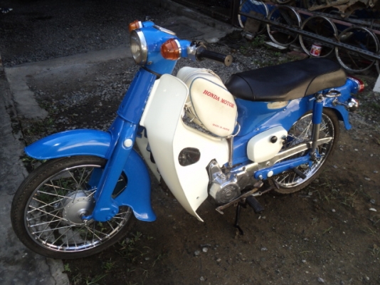 c70 ถังแยก-แฮนตรง เครื่องดรีมสตาร์ทมือ สภาพแต่งแล้วสวยๆๆ ราคา 18000 c70 ถังแยก-แฮนตรง เครื่องดรีมสตาร์ทมือ สภาพแต่งแล้วสวยๆๆ ราคา 18000