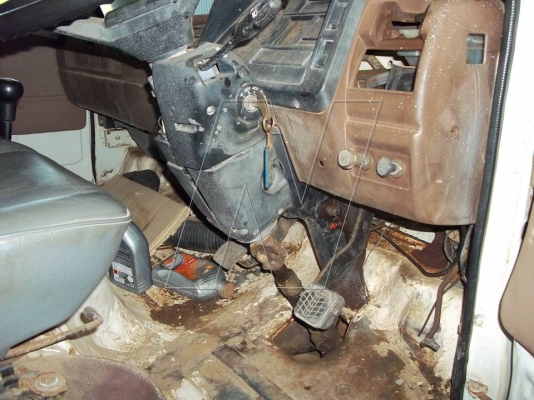 ขาย 6 ล้อดั๊ม ฮีโน่ KM777 / เครื่อง 117 แรง / กระบะดั๊มยาว 4.25 เมตร ( F-หน้า, หลัง )