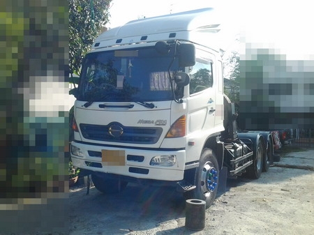 ฮีโน่เมกก้า 320 รถปี49 พร้อมใช้ครับต่อรองได้ ยางเต็ม10เส้น