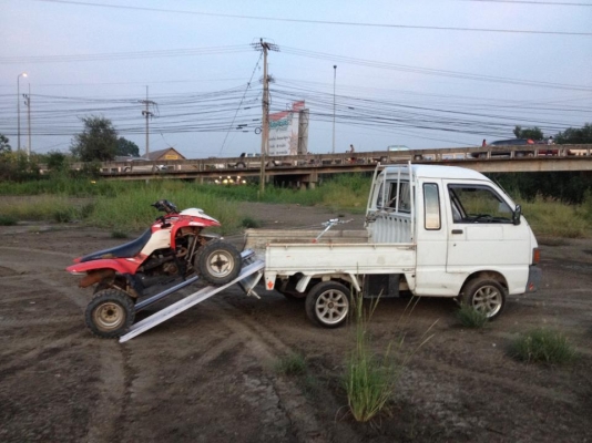 กระป้อนอก 4x4 หัวแตงโม แค๊ป+หลังคาสูง+เบาะปรับเอนได้ ห้องโดยสารกว้าง