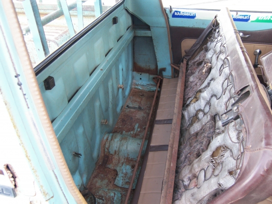 กะบะคลาสสิค 4 ขอ สีเดิมแห้งดีเซล 2000 เครื่องแห้ง  อีซูซุ kbd