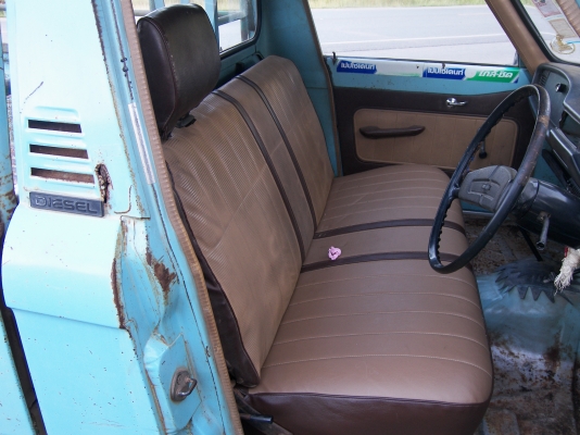 กะบะคลาสสิค 4 ขอ สีเดิมแห้งดีเซล 2000 เครื่องแห้ง  อีซูซุ kbd