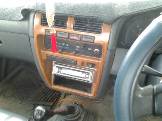 ขาย กระบะแค็ป NISSAN BIG-M 2.5 จอโค้งแท้ ปี38/95 เครื่องBD2.5ฝาแดง แรงจัด แน่นจริง ไม่เยิ้ม ไม่หลวม หน้า-หลังเดิมๆ ไม่เคยชน ภายในดีคอนโซลครบ เบาะมีขาด แอร์เย็น CD พ.พาวเวอร์ พร้อม ช่วงล่างปึ๊ก ไม่ส่ายไม่เลื้อย คัสซีสวย ไม่มีผุ ไม่ดาม ***ขายแล้วครับ ขอบคุณ