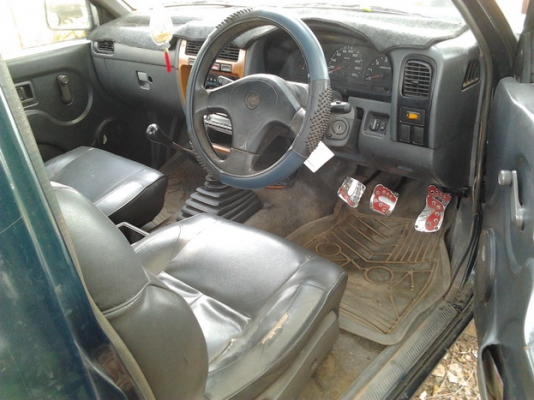 ขาย กระบะแค็ป NISSAN BIG-M 2.5 จอโค้งแท้ ปี38/95 เครื่องBD2.5ฝาแดง แรงจัด แน่นจริง ไม่เยิ้ม ไม่หลวม หน้า-หลังเดิมๆ ไม่เคยชน ภายในดีคอนโซลครบ เบาะมีขาด แอร์เย็น CD พ.พาวเวอร์ พร้อม ช่วงล่างปึ๊ก ไม่ส่ายไม่เลื้อย คัสซีสวย ไม่มีผุ ไม่ดาม ***ขายแล้วครับ ขอบคุณ