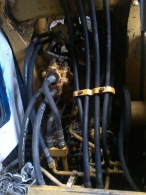 ขาย komustsu 120-5 สภาพพร้อมใช้งาน เครื่องดี (รถนอก)