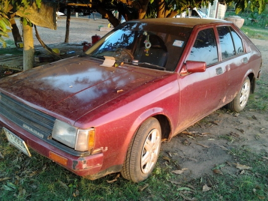 ขาย เก๋งคลาสสิค 5 ประตู NISSAN/DATSAN PULSAR 1.5 ปี26/83 เครื่องเบนซิน 1.5 เดิมๆ แห้งๆ วิ่งดี ประหยัด ช่วงล่างดี พื้นเก๋งมีผุนิดๆ ภายในดี  คอนโซลครบ แอร์ เบาะไม่ขาด สีตัวรถเก็บมานานแล้ว ตอนนี้สีแตก ยางดี ใช้งานได้ปกติ ระบบไฟใช้ได้หมด ขายตามสภาพ เปิดท้ายขา