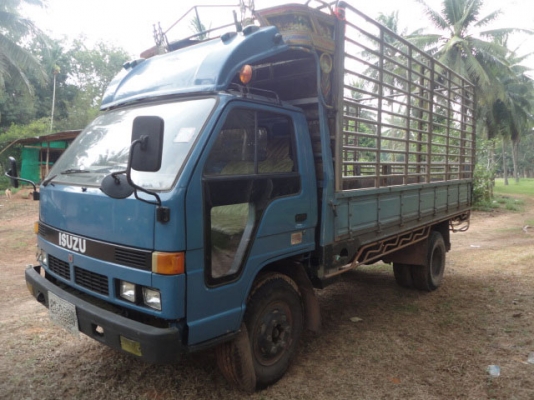 6 ล้อ ISUZU 115 แรง เครื่อง 4BD1 ขายกลางอากาศจากคุณกบ สระแก้ว
