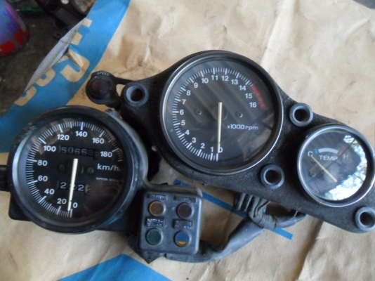 ขายเครื่องnc30 อะหลั่ย NC30 เรือนไมล์ nc cbr r7 ขายเครื่องnc30 อะหลั่ย NC30 เรือนไมล์ nc cbr r7