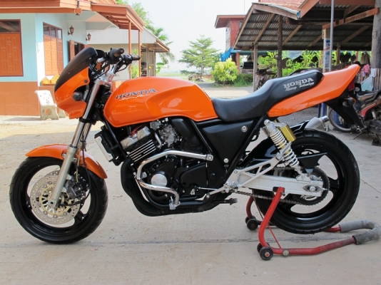 cb 400 ver.R ปี 96 ประกอบใหม่ cb 400 ver.R ปี 96 ประกอบใหม่