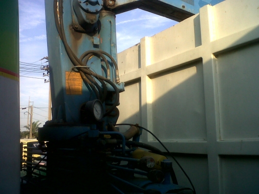 ขายรถ10ล้อดั๊ม2เพลาติดเครน5ตัน