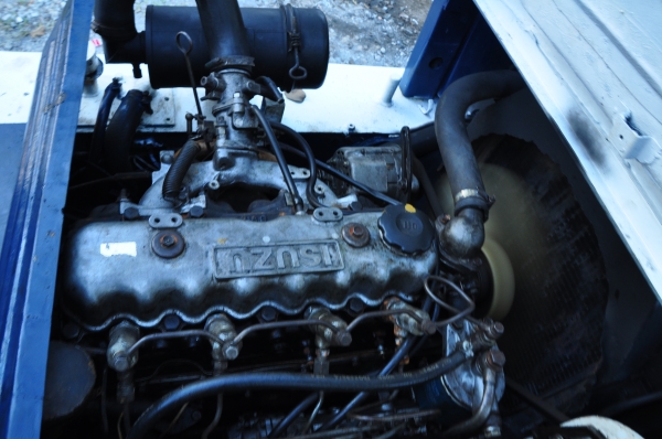 รถโฟร์คลิฟท์ KOMATSU 2.5ตันเสา 4 เมตร เกียร์ธรรมดา ยางใหม่4 เส้น