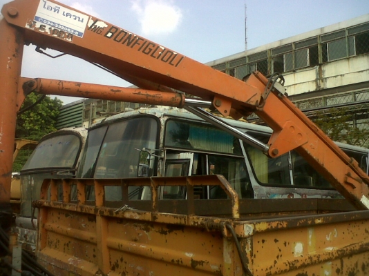 ขายรถ6ล้อติดเครนพับพร้อมใช้งาน