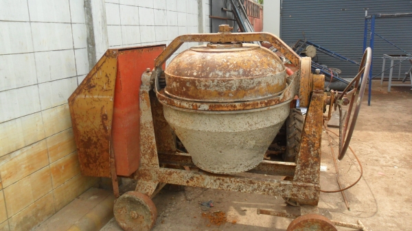 โม่ปูน อย่างหนา