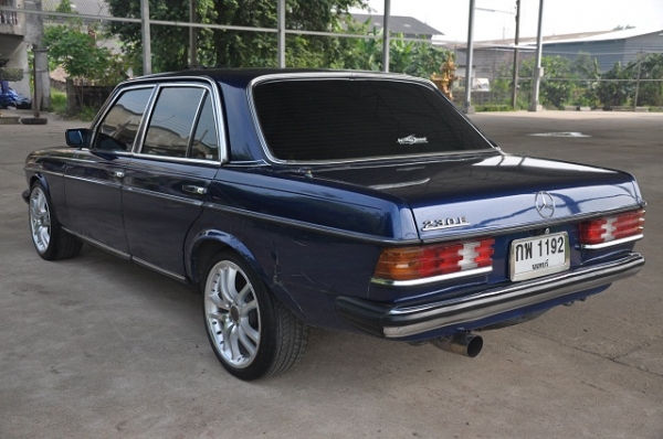 ขาย BENZ W123, 230E วางเครื่อง 2J auto LPG max18" พร้อมใช้งาน