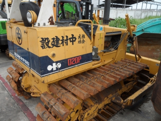 D20P-6-69995 รถดันดิน KOMATSUรถเก่าญี่ปุ่นครับ
