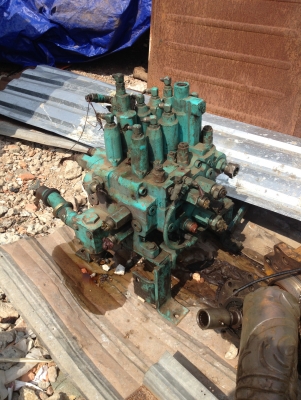 ขายแพคอนโทลของโกเบ SK200 MARK5 เก่านอกสภาพสวย ขายแพคอนโทลของโกเบ SK200 MARK5 เก่านอกสภาพสวย