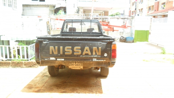 ขายด่วย รถระบะนิสสันตอนเดียว