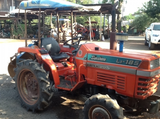 คูโบต้า L1-185 4WD 2 เพลา พร้อมผาน 5 เดิมๆ ถูกๆครับ