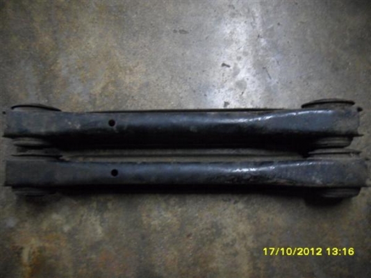 ขาย อาร์มหลัง GRAND cherokee สภาพสวยๆ 1000 บาท T.088-875-9838 K.ae