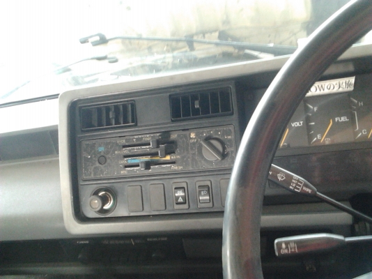 แสงฟ้าเต้นรถ///ขายหัวเก๋งเก่าญี่ปุ่น NISSAN คอนดอ สภาพสวยอุปกรณ์ ครบ