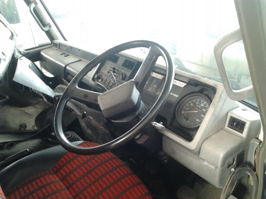 แสงฟ้าเต้นรถ///ขายหัวเก๋งเก่าญี่ปุ่น NISSAN คอนดอ สภาพสวยอุปกรณ์ ครบ