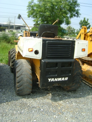 ขายรถตัก yanmar ด่วน!
