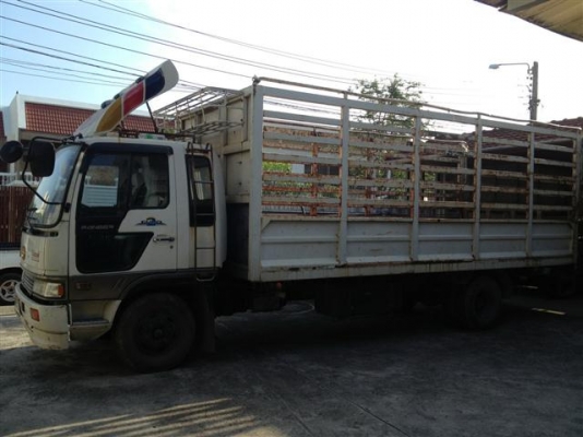 ขาย HINO 6 ล้อ 195 แรงม้าช่วงยาว 6x2.40 เมตร