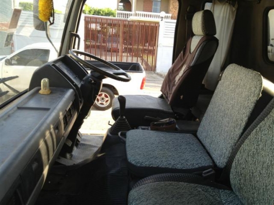 ขาย HINO 6 ล้อ 195 แรงม้าช่วงยาว 6x2.40 เมตร