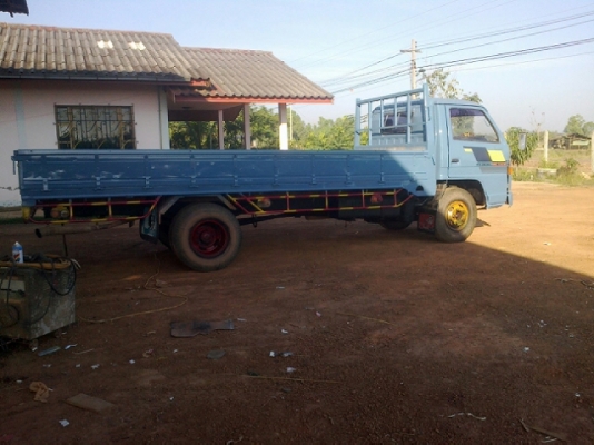 ISUZU KS เครื่อง100 วางหัวNPRใหญ่ ทะเบียนเต็ม ยาว 5 เมตร