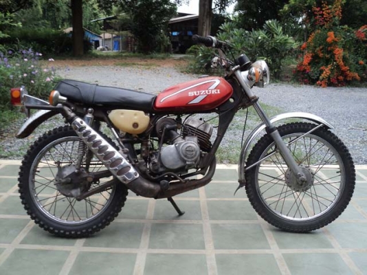 ขาย suzuki ts 100 ท่อแซ๊ก สภาพเดิมๆพร้อมใช้ มีทะเบียน ขาย suzuki ts 100 ท่อแซ๊ก สภาพเดิมๆพร้อมใช้ มีทะเบียน