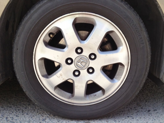 ขายถูกๆล้อแม็กพร้อมยาง accord เครื่อง 30 G7 5รู 114 ขอบ 16 สภาพดีเดิมๆ