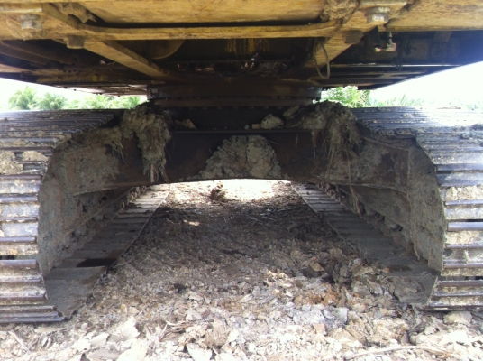 ขายด่วน ตามสภาพพร้อมทำงาน คันที่ 1 Pc 200-6 มีเล่ม เครื่องดี โซ่ดี ระบบไฟฟ้า แอร์มี