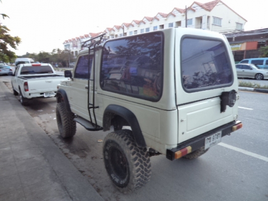 +ซูกิ ตู้ปลา แต่งมาเพียบ ปี 93 +ซูกิ ตู้ปลา แต่งมาเพียบ ปี 93