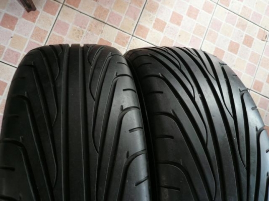 ขายยาง 215-45-17 ปลายปี10 ดอกหนามากๆ (1คู่)