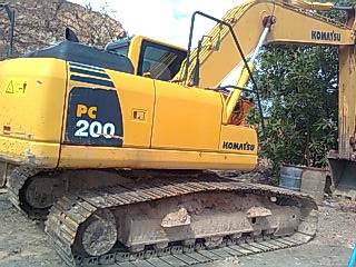 ขายด่วน!! KOMATSU PC200-8 ไมล์ชม.7,428 สภาพสวยค่ะ ขายด่วน!! KOMATSU PC200-8 ไมล์ชม.7,428 สภาพสวยค่ะ