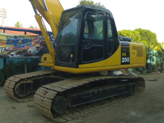 ขายรถแบคโฮ KOMATSU pc 200-6ซีเรียล93XXXกว่ารถสวยพร้อมใช้เอกสารเล่มทะเบียน ขายรถแบคโฮ KOMATSU pc 200-6ซีเรียล93XXXกว่ารถสวยพร้อมใช้เอกสารเล่มทะเบียน