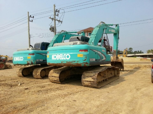 ขายด่วน!!  KOBELCO SK200-8 YN11  ไมล์ชม.13,000 สภาพสวยค่ะ