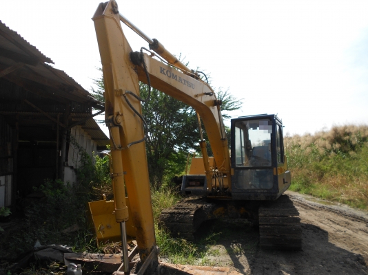 ขายด่วน!!  KOMATSU PC100-3 สภาพสวยค่ะ