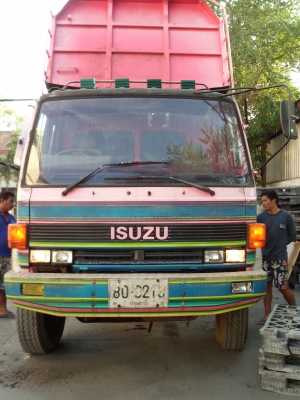 ขายรถดัมพ์ ISUZU 10 ล้อ FVZ 175 แรงม้า 2 เพลา สภาพเดิมไม่ได้ดัดแปลง