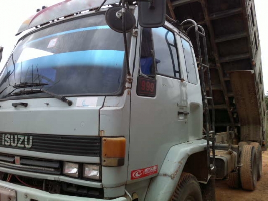 รถอิซูซุ 10 ล้อดั๊ม FXZ 240 แรงม้า  ( หัวขาว ตัวแรก )  สนใจติดต่อ 081 - 6079515