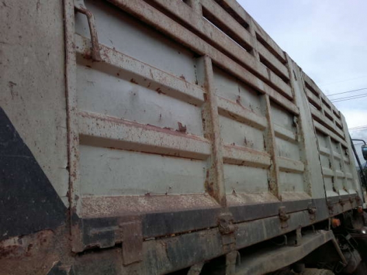 รถอิซูซุ 10 ล้อดั๊ม FXZ 240 แรงม้า  ( หัวขาว ตัวแรก )  สนใจติดต่อ 081 - 6079515