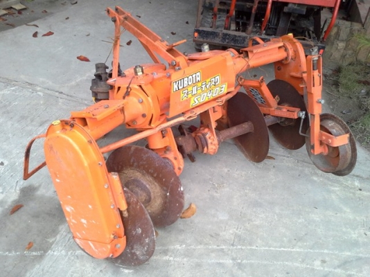 ขายผานพลิกดิน ของKUBOTA ญี่ปุ่น