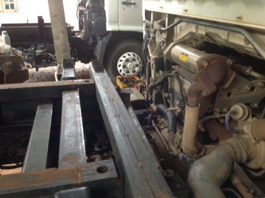 รถ6ล้อIsuzu 150hp สวยพร้อมใช้งานติดต่อ 080-1405528