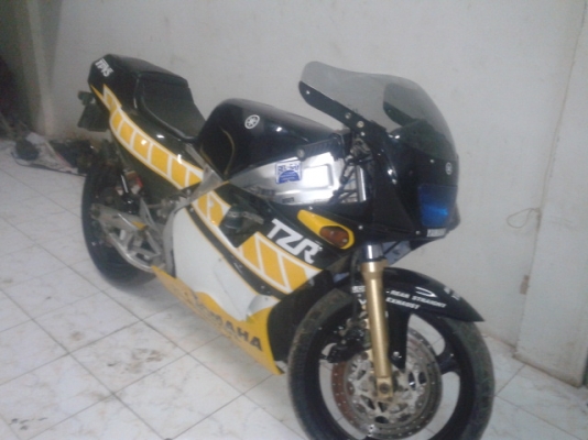 TZR250 ไม่มีเครื่องยนต์ TZR250 ไม่มีเครื่องยนต์