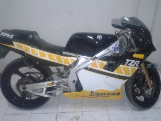 TZR250 ไม่มีเครื่องยนต์ TZR250 ไม่มีเครื่องยนต์
